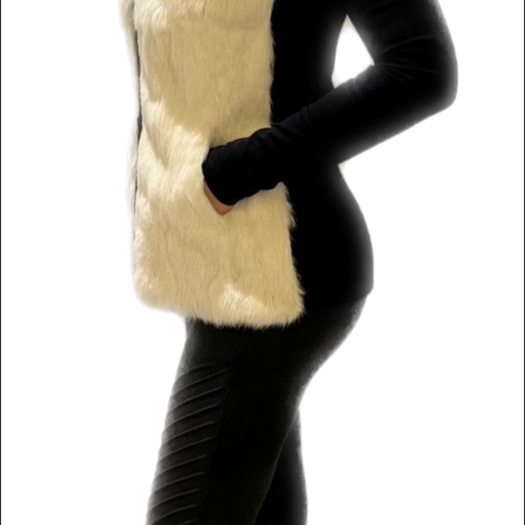 100% Rabbit Fur vest - Picture 2 of 6